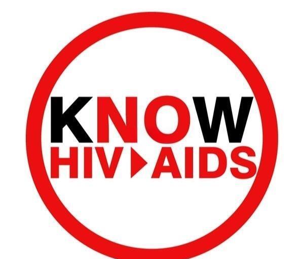 aid和help区别 helped和helping的区别 